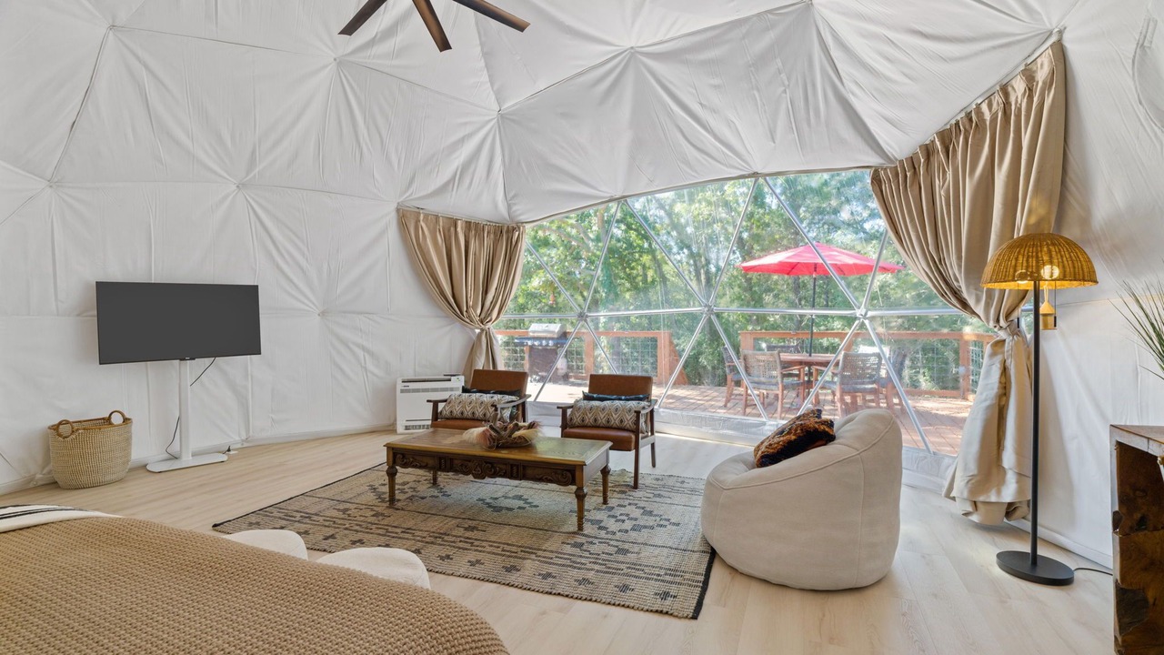 Photo of Bedroom in Bastrop County