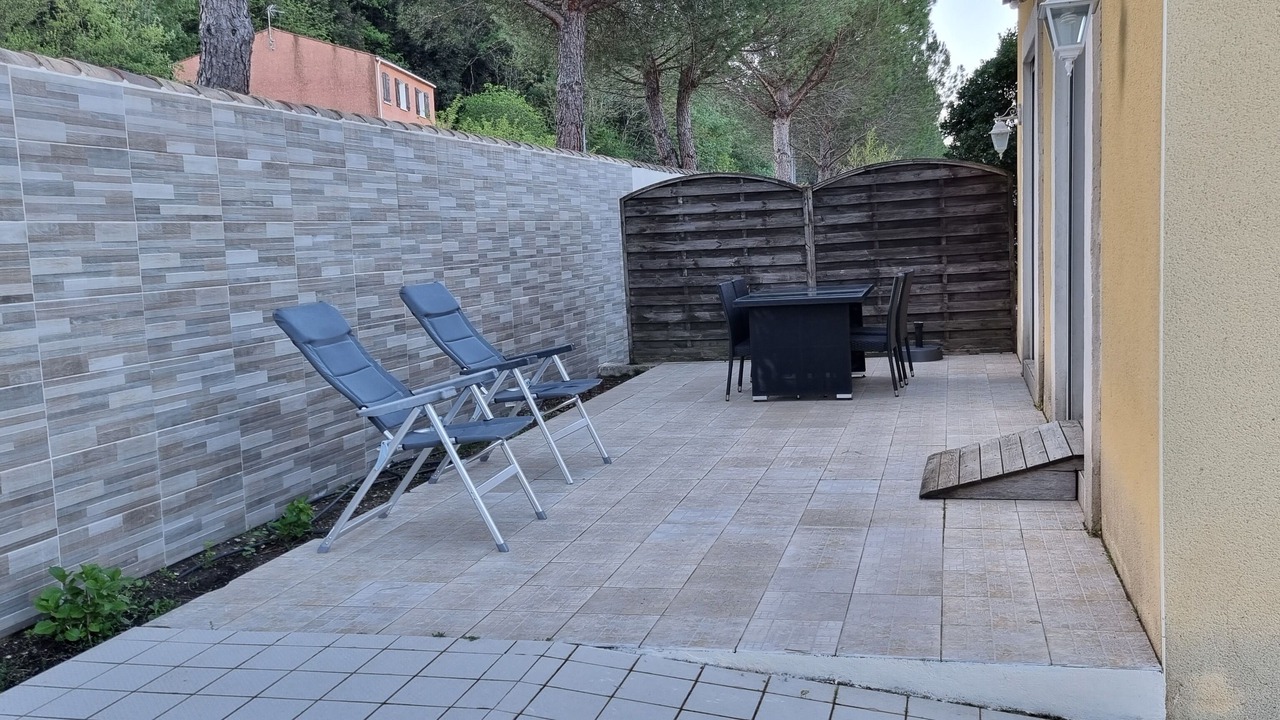 Photo of Patio Balcony in Lamalou-les-Bains