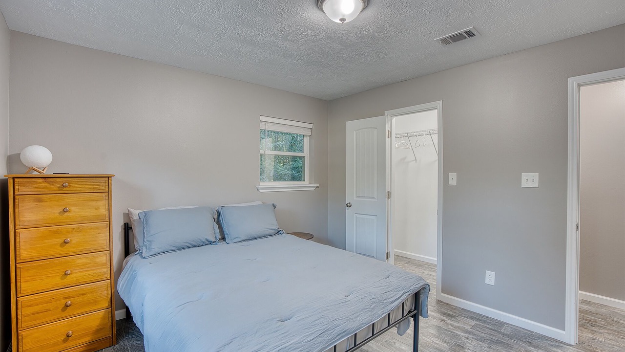 Photo of Bedroom in Voth