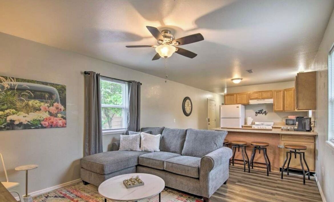 Photo of Livingroom in West Plains