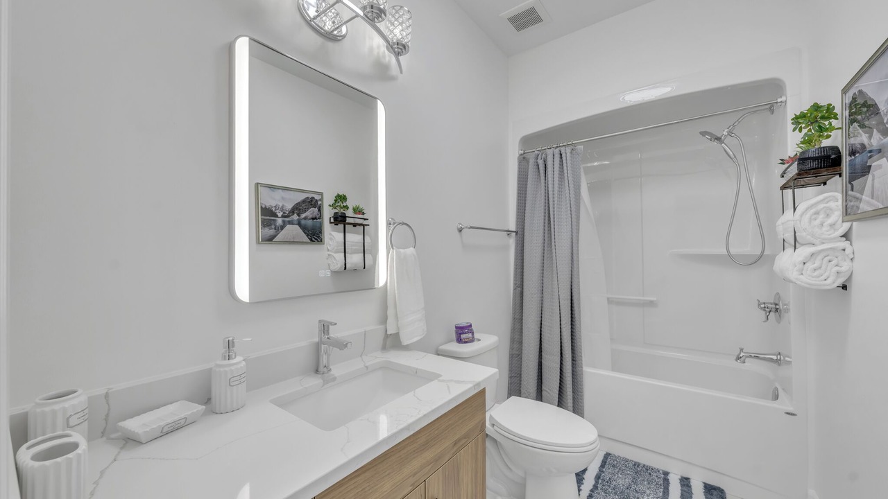 Photo of Bathroom in LaSalle