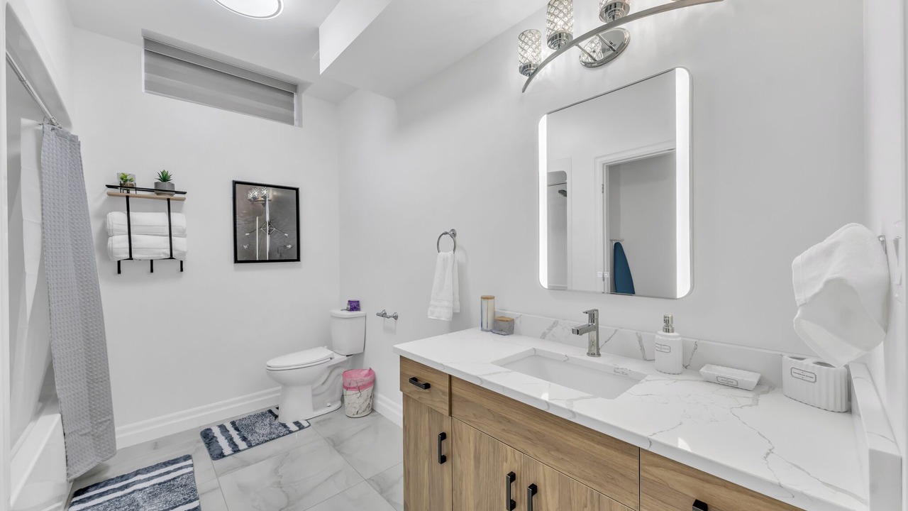 Photo of Bathroom in LaSalle
