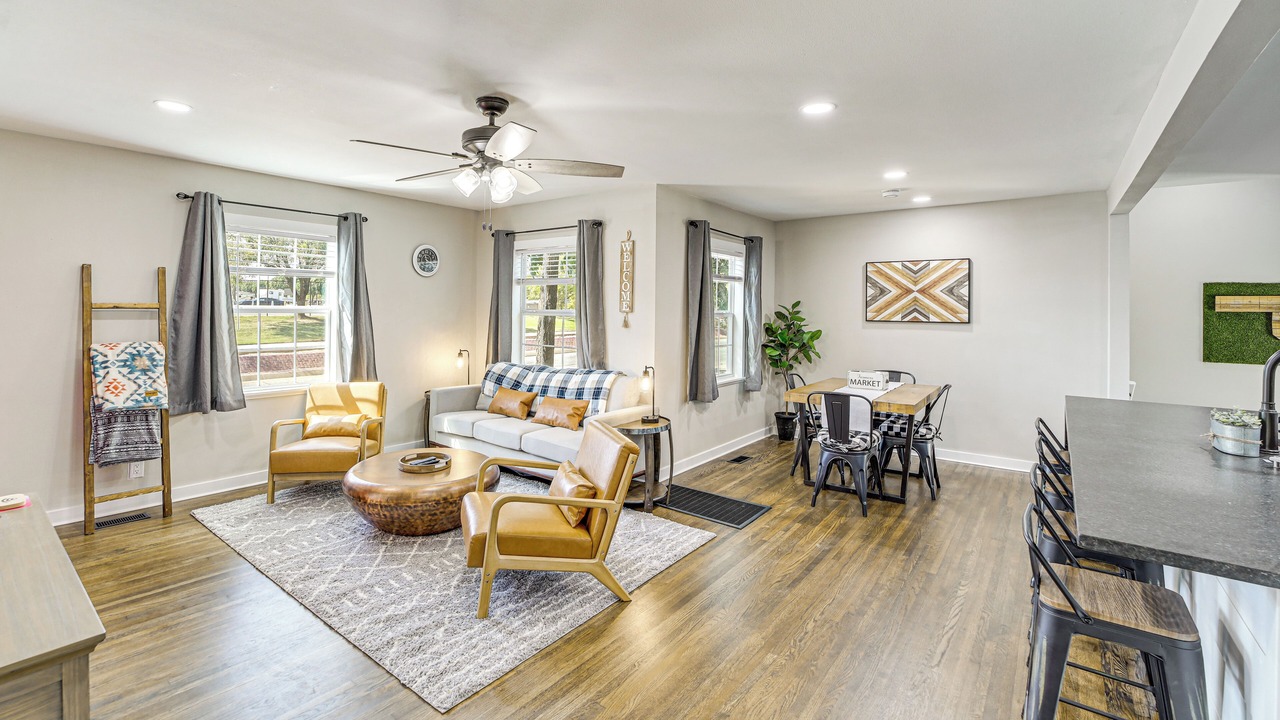 Photo of Livingroom in Tulsa