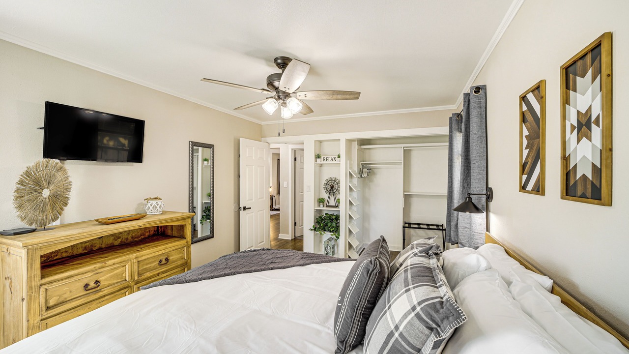 Photo of Bedroom in Tulsa