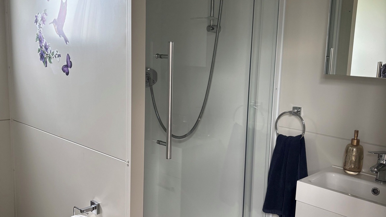 Photo of Bathroom in Auroa