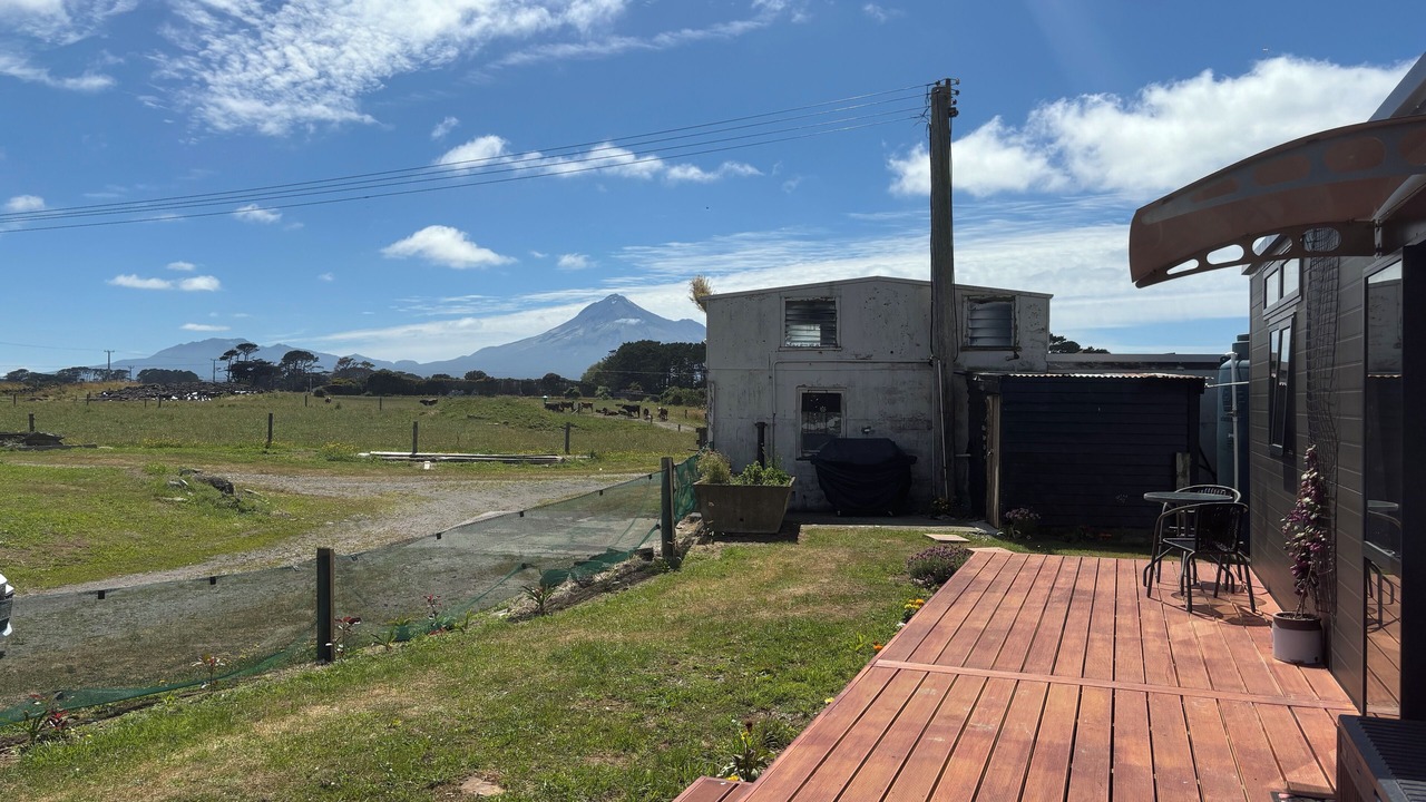 Photo of Patio Balcony in Auroa