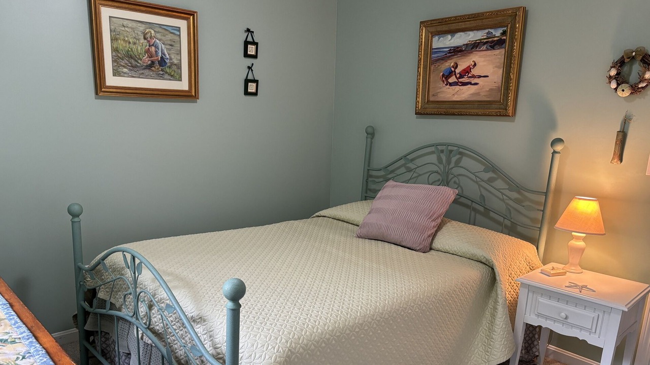 Photo of Bedroom in Damariscotta