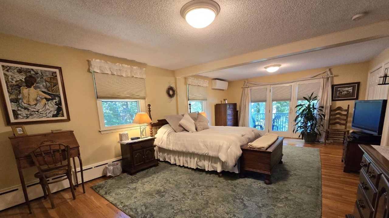 Photo of Bedroom in Damariscotta