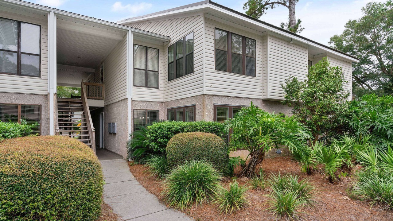 Photo of Others in Saint Simons Heights