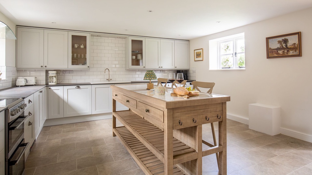 Photo of Others in South Leigh