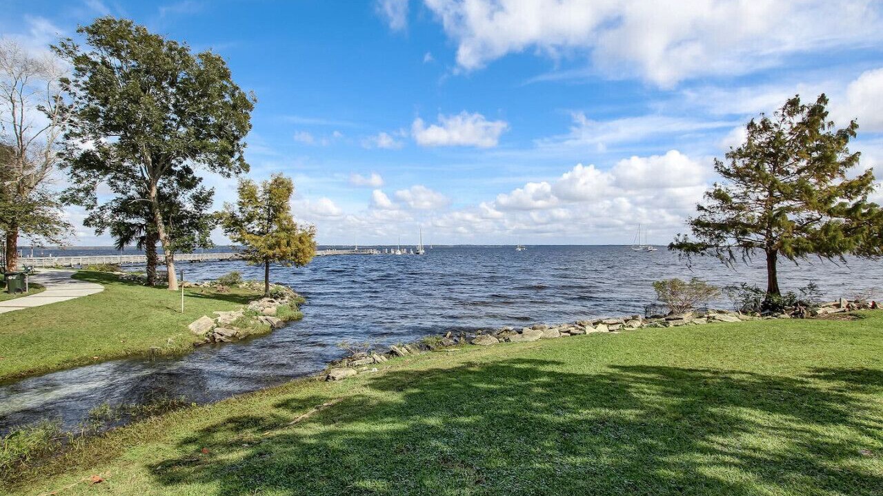 Photo of Others in Green Cove Springs