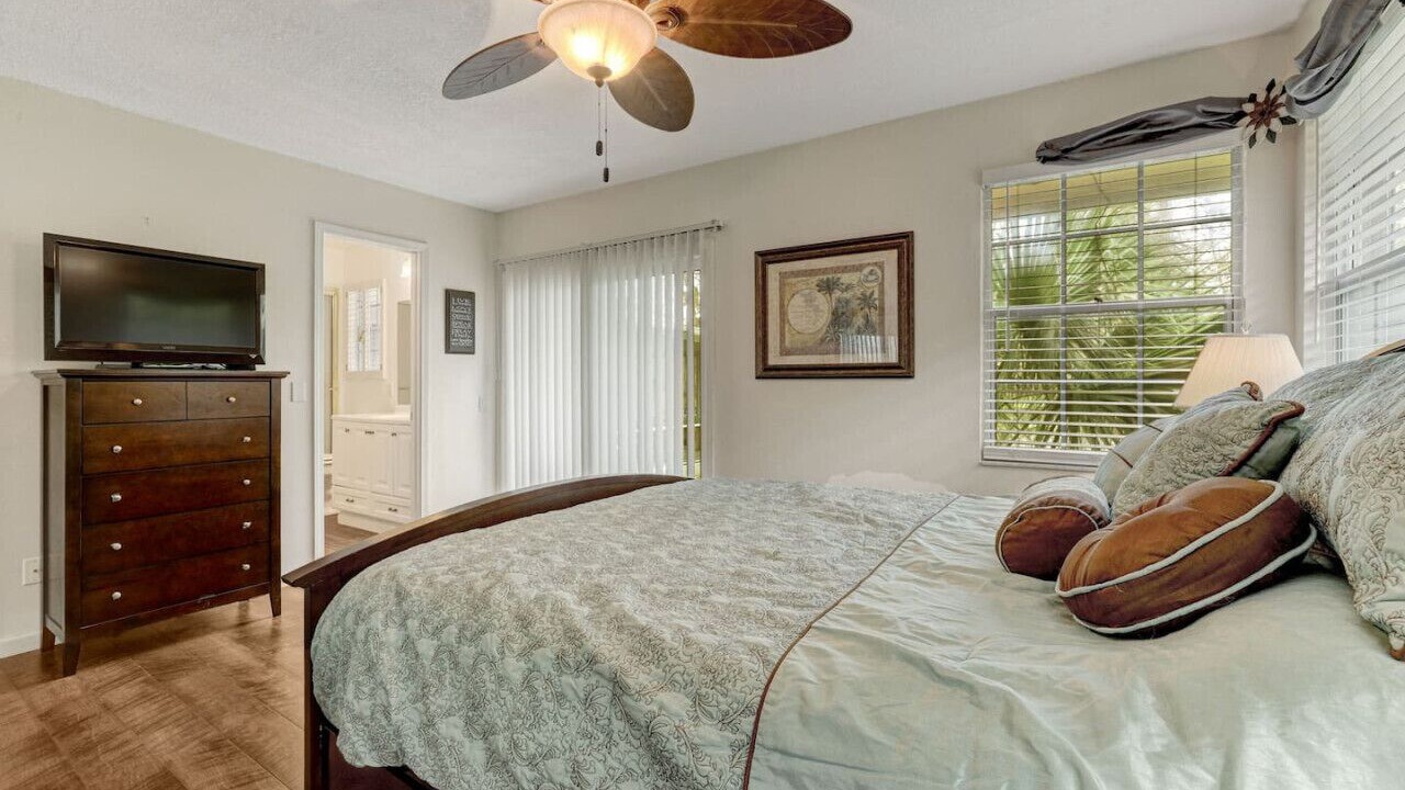 Photo of Bedroom in Green Cove Springs