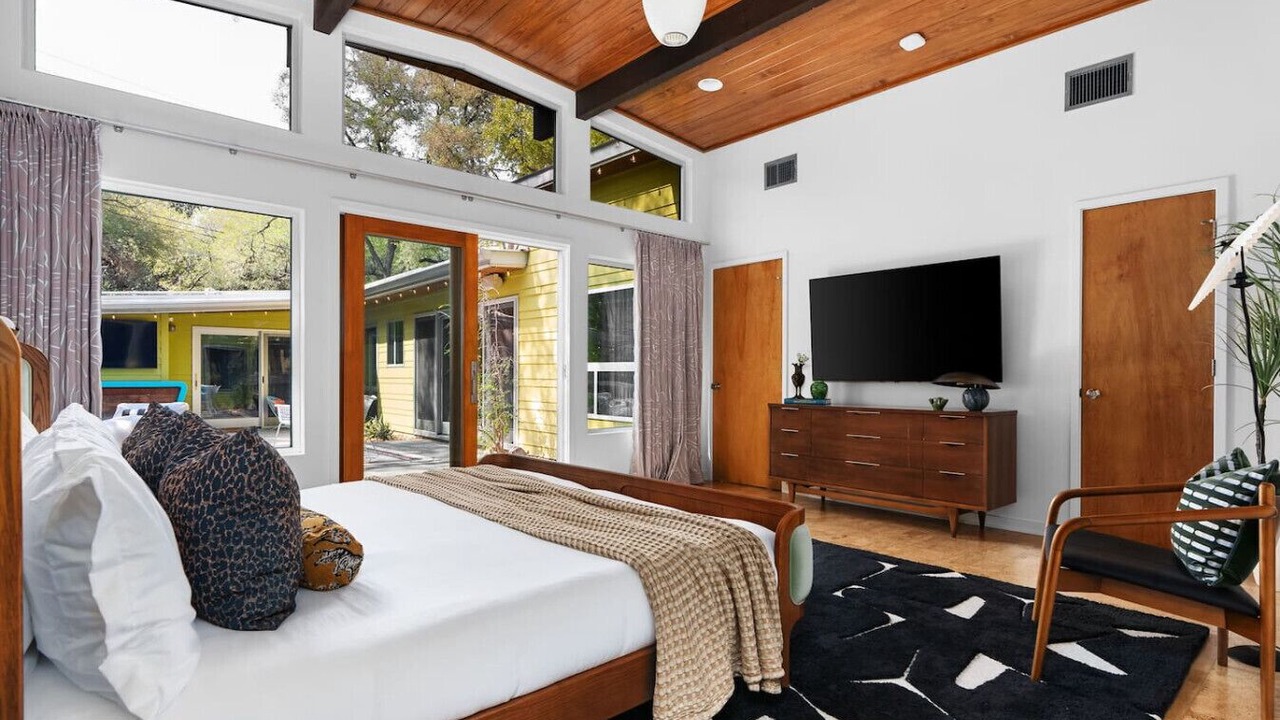 Photo of Bedroom in Zilker