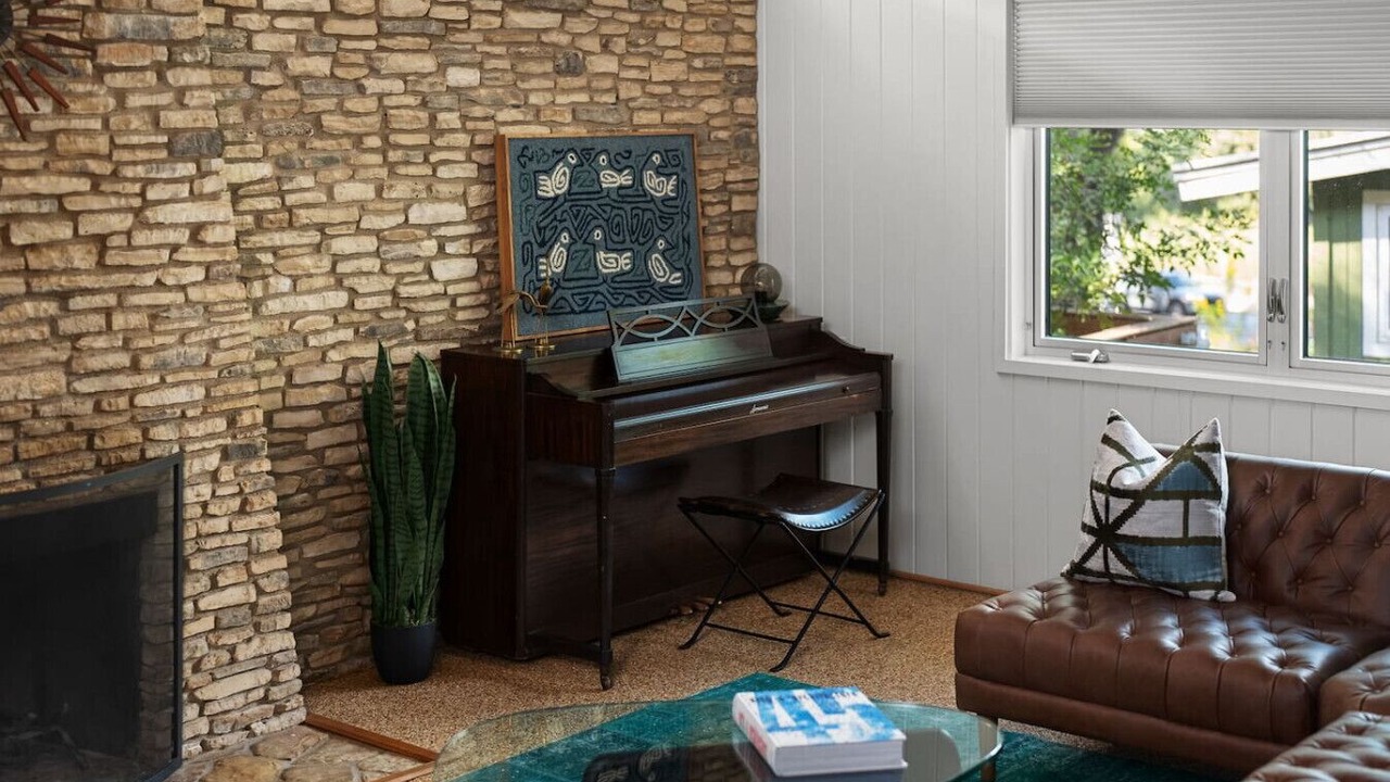 Photo of Livingroom in Zilker