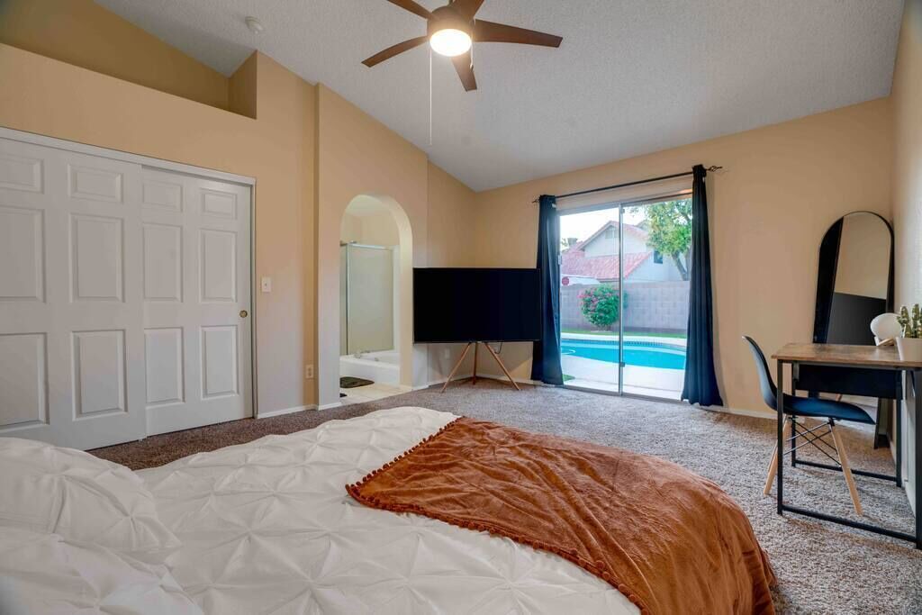 Photo of Bedroom in Horizons West