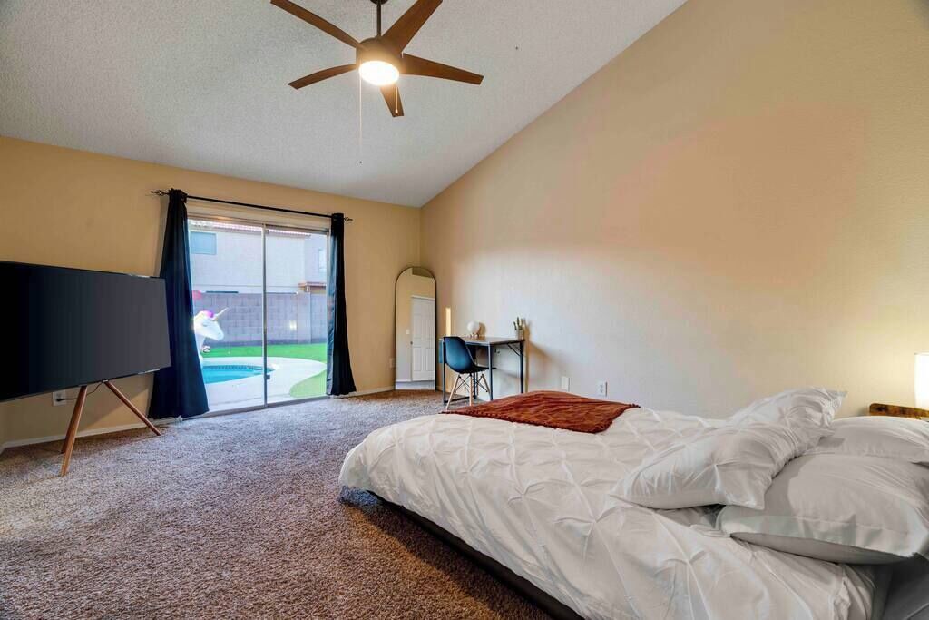 Photo of Bedroom in Horizons West
