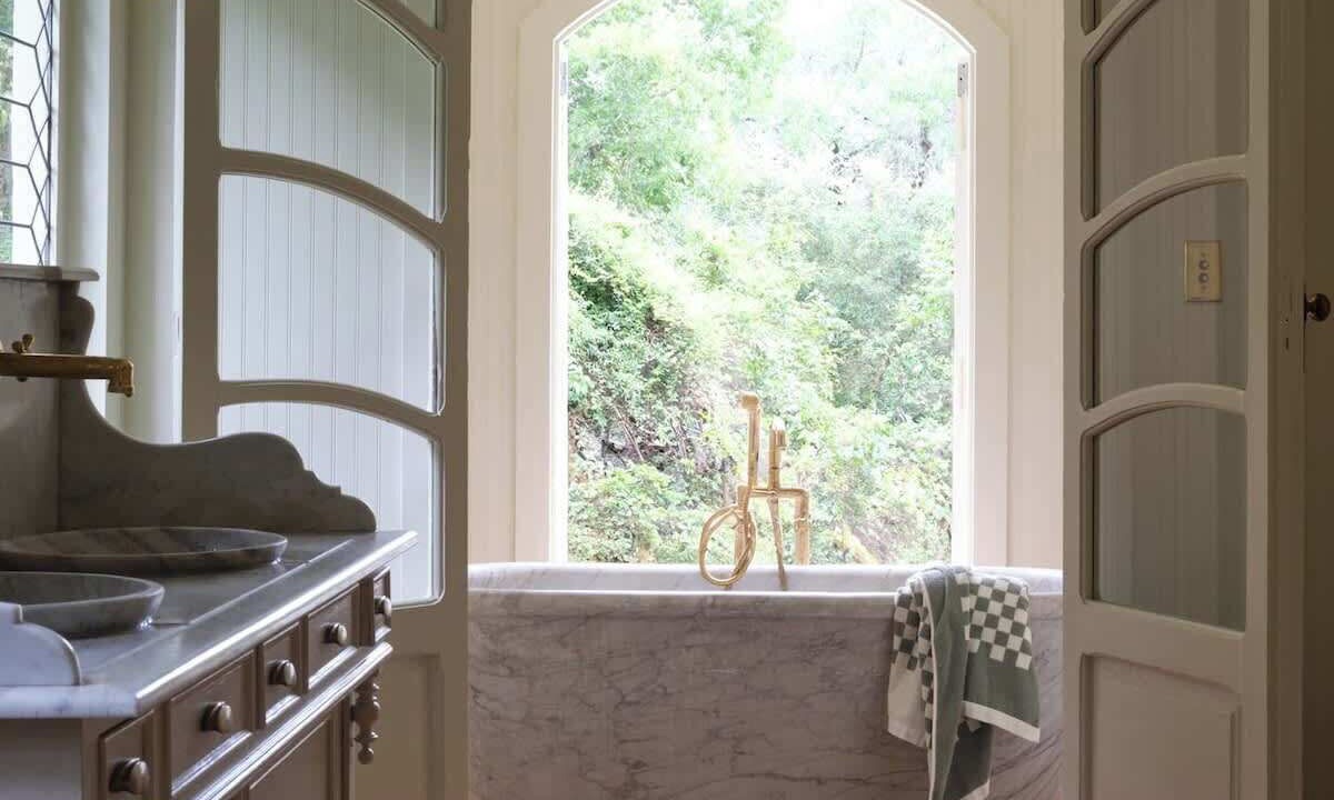 Photo of Bathroom in Round Top