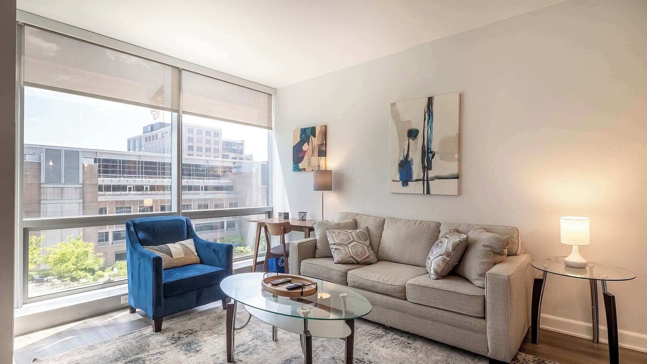 Photo of Livingroom in Downtown