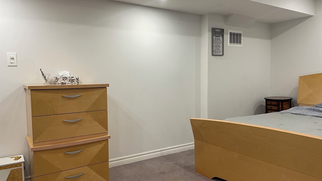 Photo of Bedroom in Richmond Hill