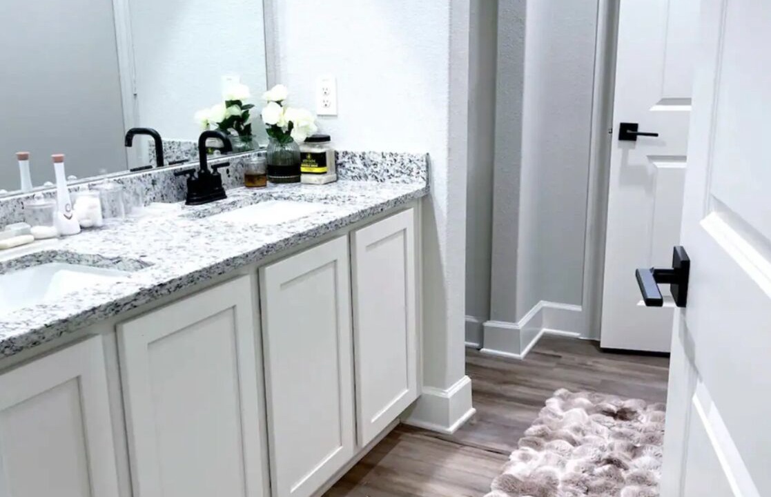 Photo of Bathroom in Anna