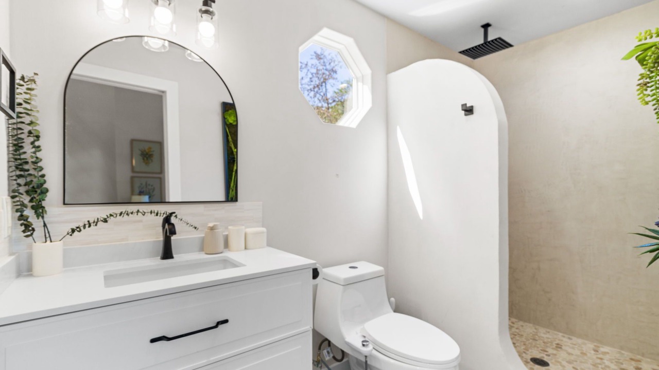 Photo of Bathroom in Paige