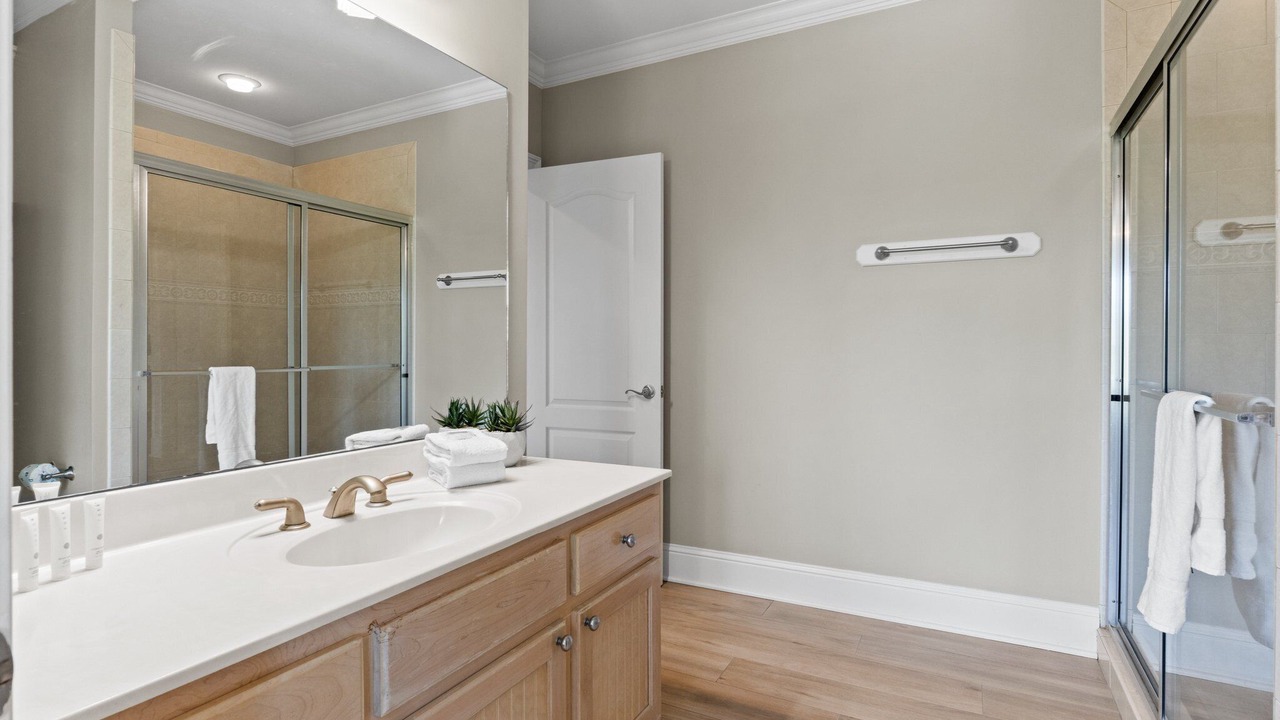Photo of Bathroom in Plantation