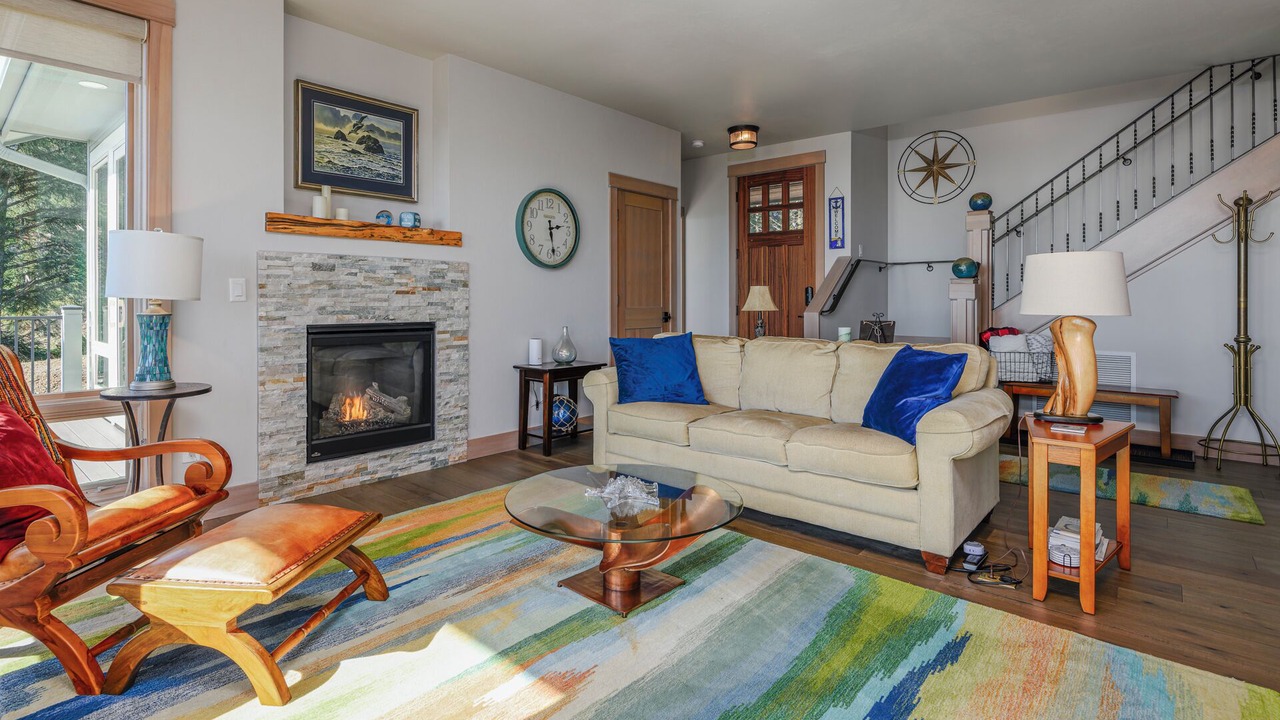 Photo of Livingroom in Oceanside