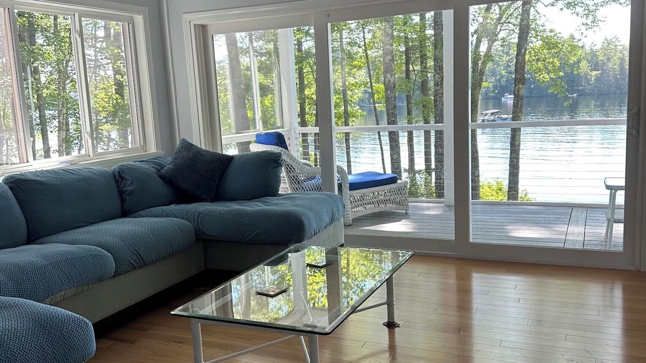 Photo of Livingroom in Harrison