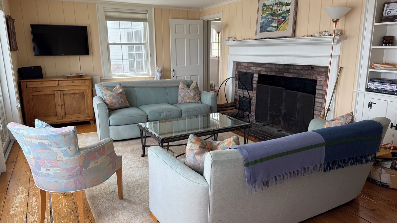 Photo of Livingroom in Blue Hill