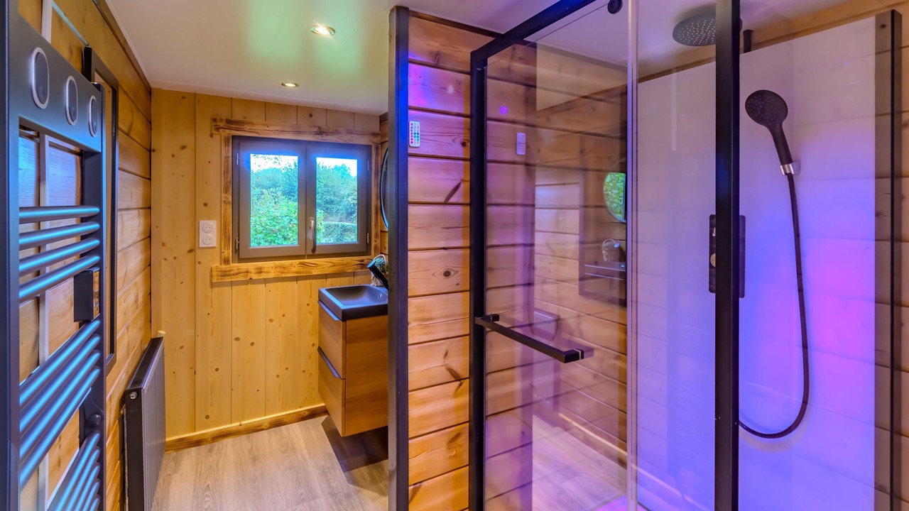 Photo of Bathroom in Floyon