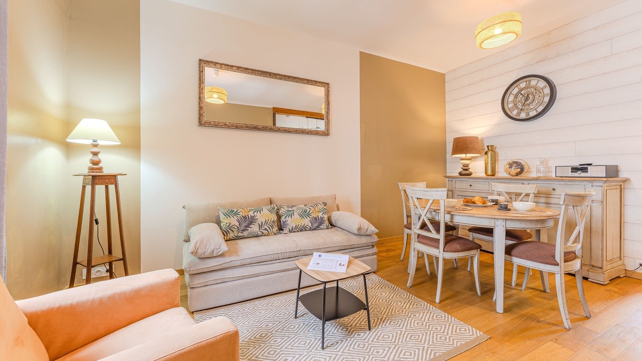 Photo of Livingroom in Quai de la Fosse