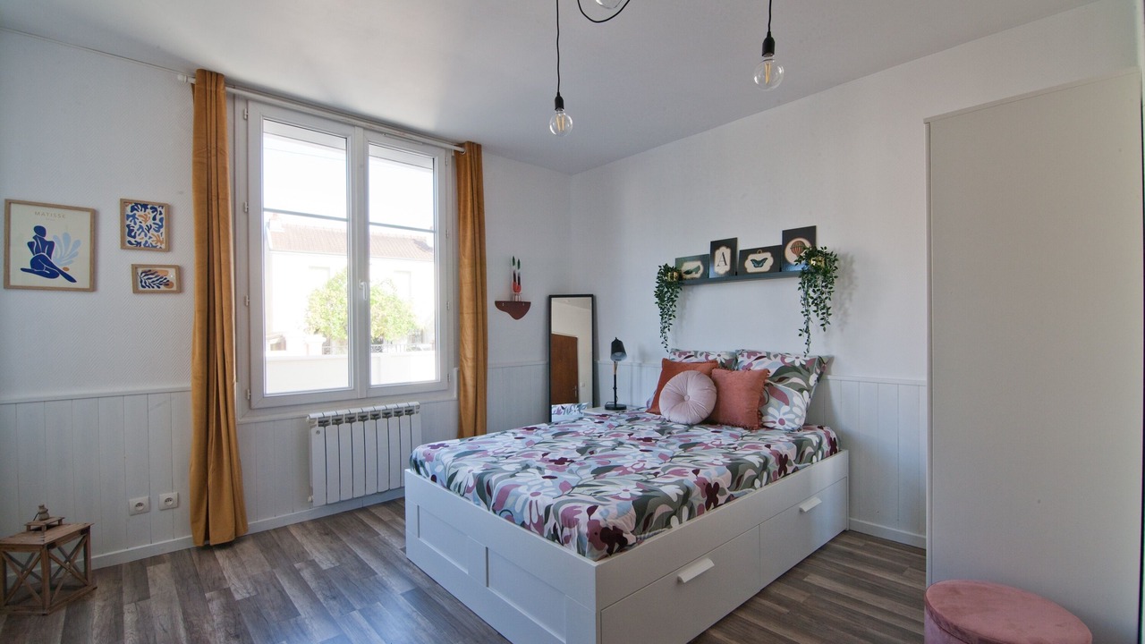 Photo of Bedroom in Saint-Andre-les-Vergers