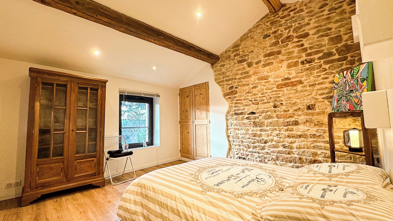 Photo of Bedroom in Charnay-les-Macon