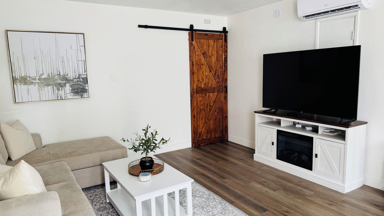 Photo of Livingroom in Coronado