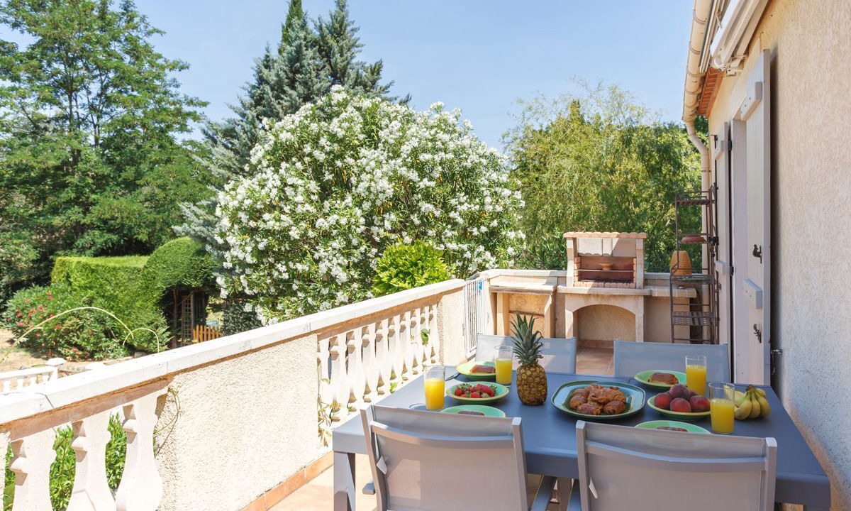 Photo of Outdoor in Margon
