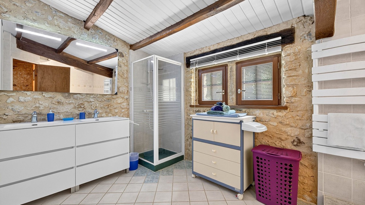 Photo of Bathroom in Cendrieux