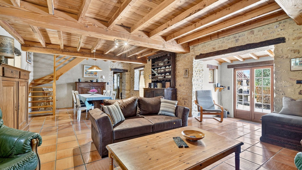 Photo of Livingroom in Cendrieux