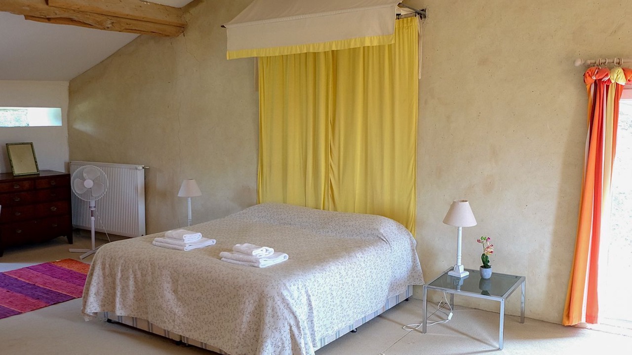 Photo of Bedroom in Saint-Paulet