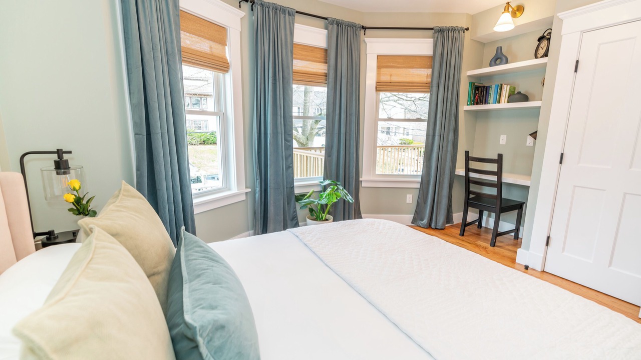 Photo of Bedroom in Prospect Hill