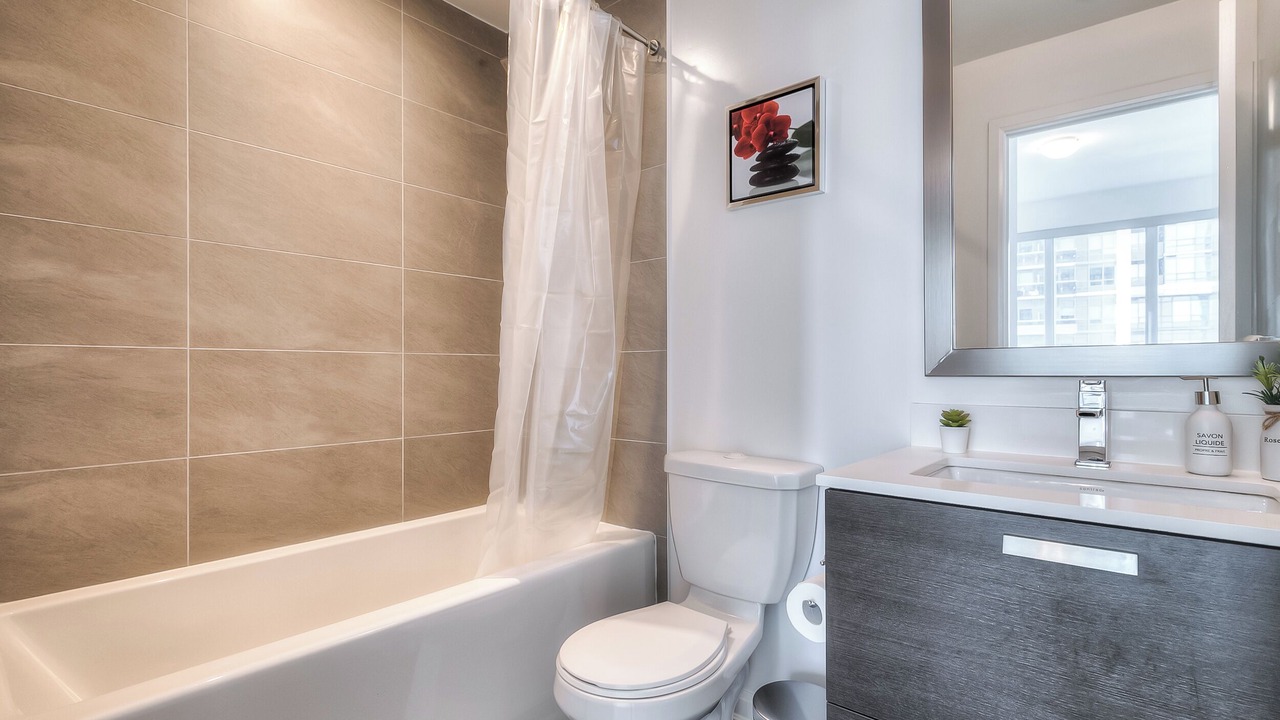 Photo of Bathroom in Willowdale