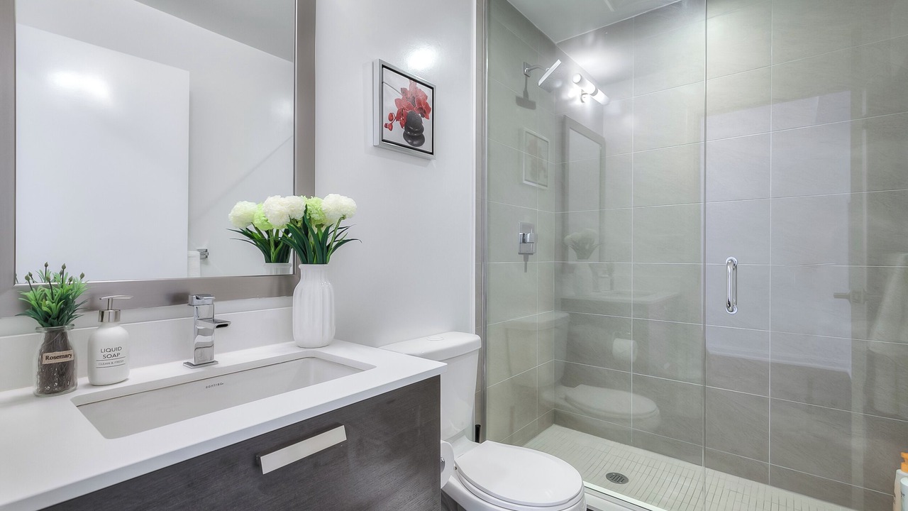 Photo of Bathroom in Willowdale
