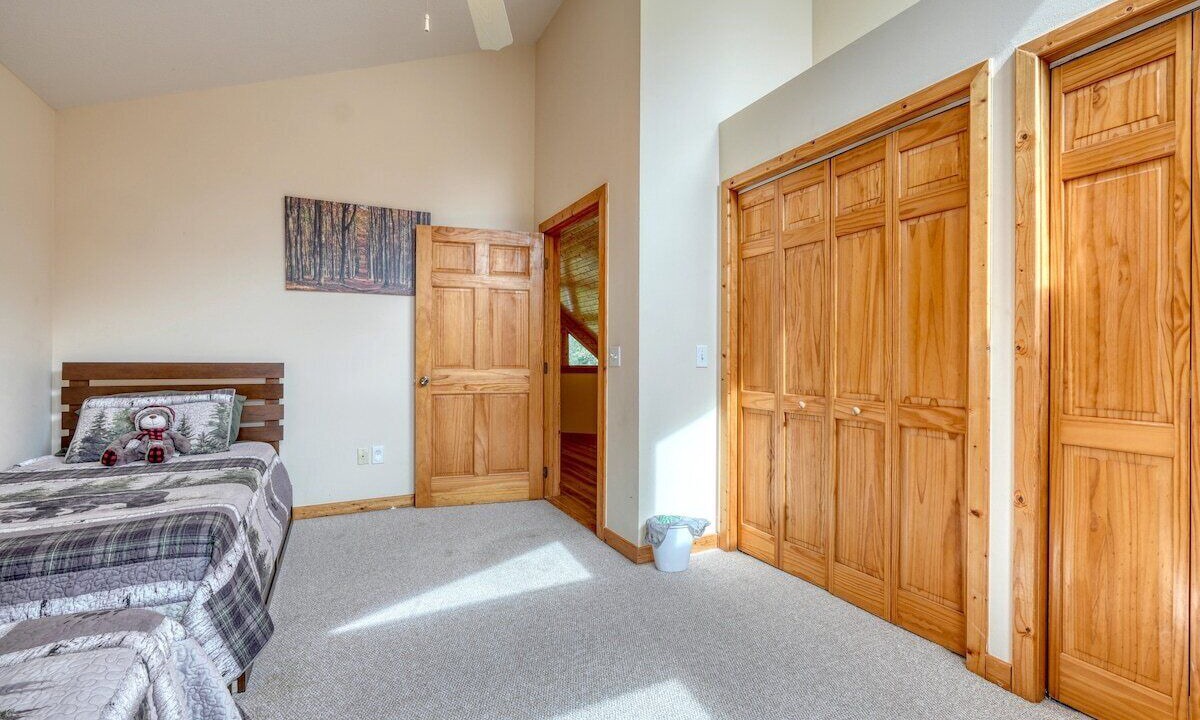 Photo of Bedroom in Young Harris
