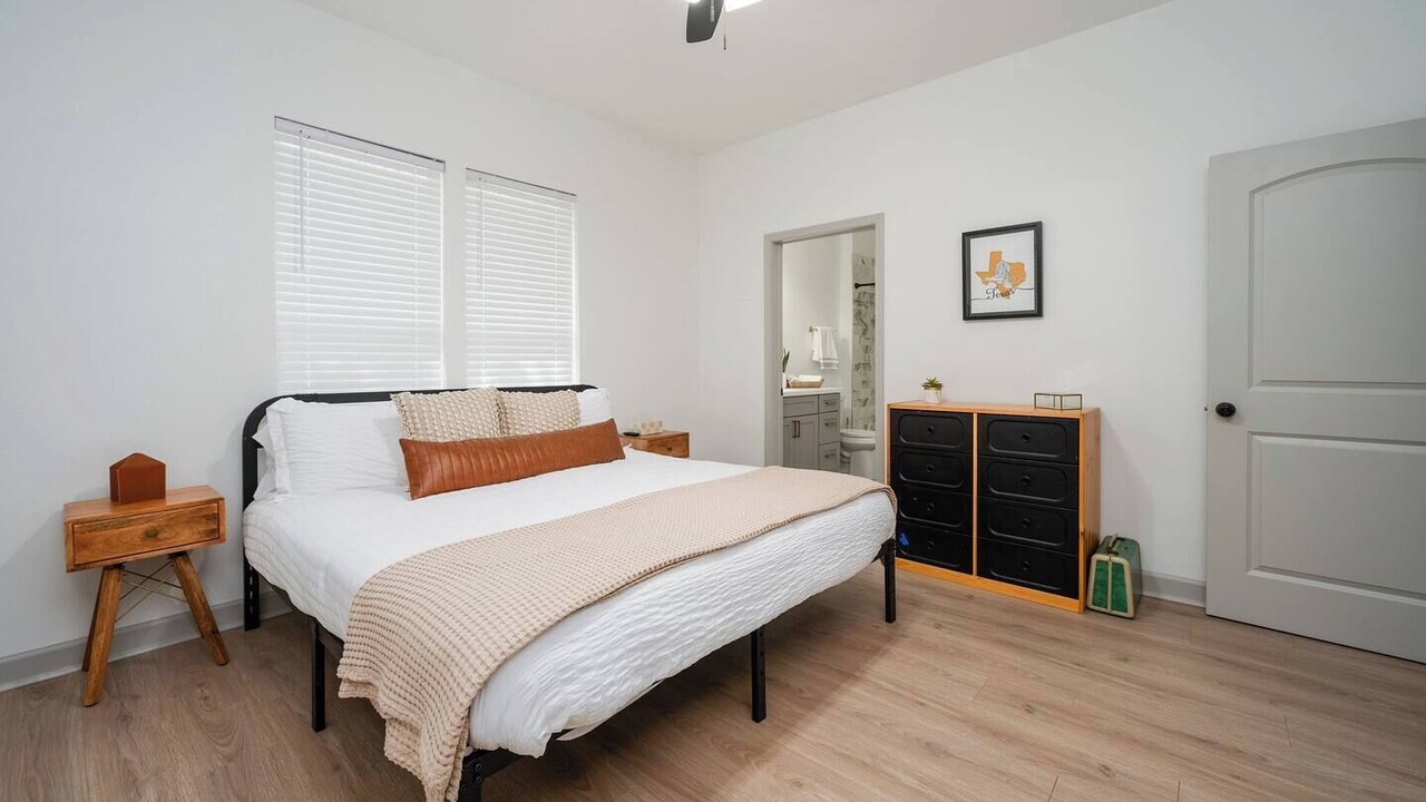 Photo of Bedroom in Brenham