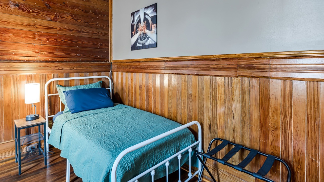 Photo of Bedroom in Downtown