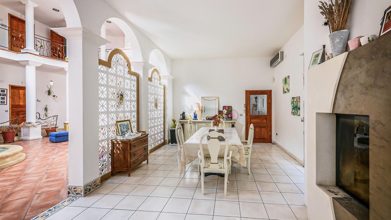 Photo of Bedroom in Saint-Cyr-sur-Loire