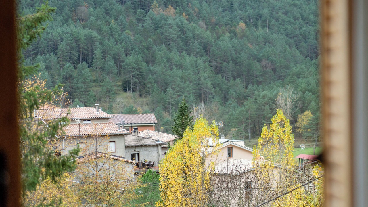 Photo of Others in Gombren