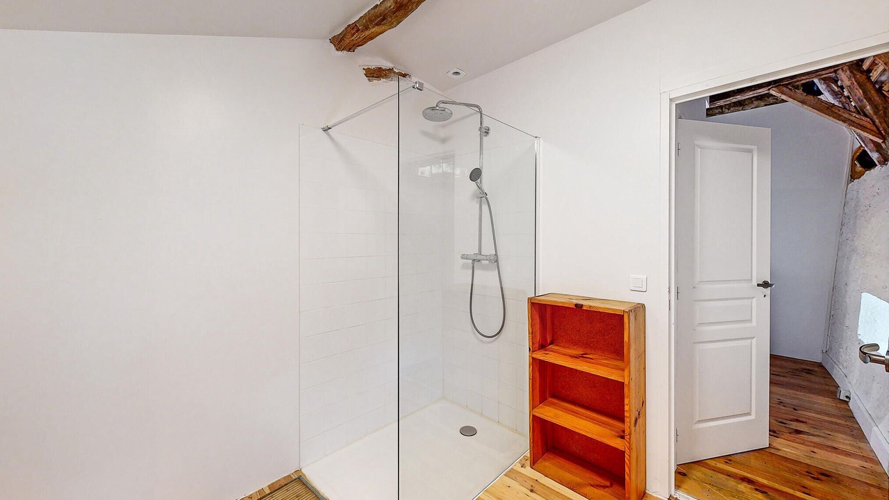 Photo of Bathroom in Castillonnes