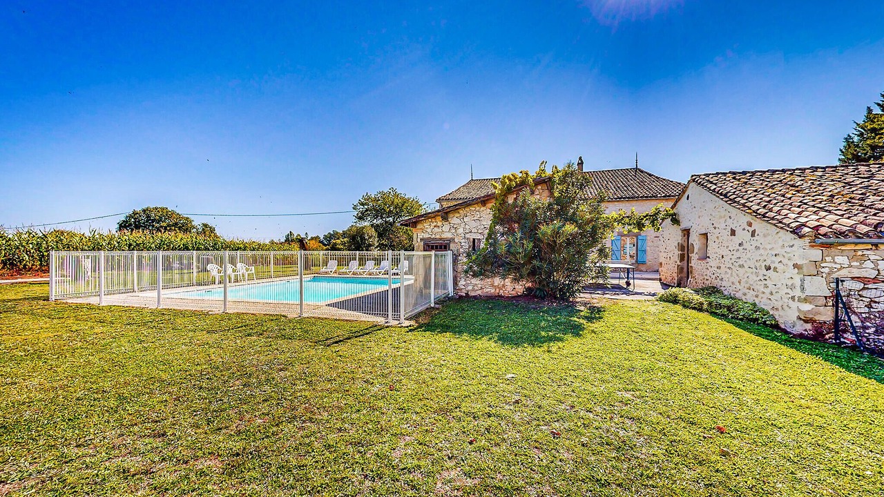 Photo of Outdoor in Castillonnes