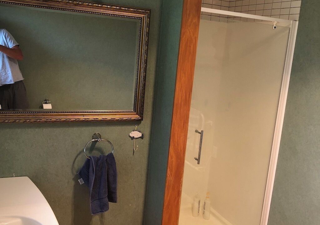 Photo of Bathroom in Broadlands Forest