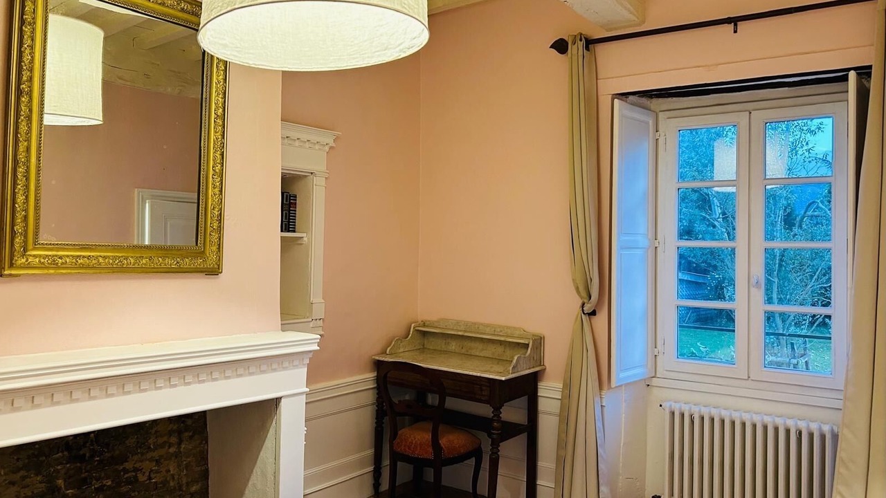 Photo of Bedroom in Mentheville